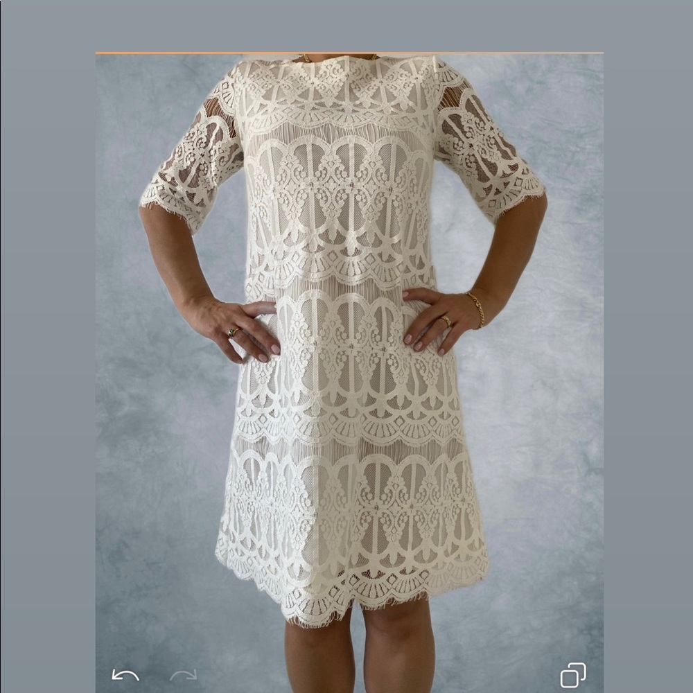 Delicate white lace cocktail dress!! Size S
